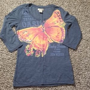 ❎butterfly shirt size S